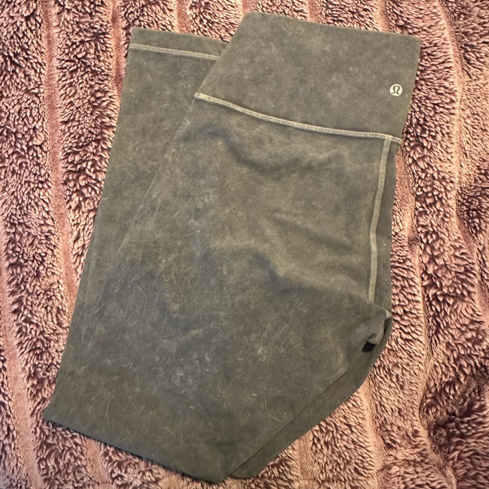 LULULEMON DISTRESSED LEGGINGS